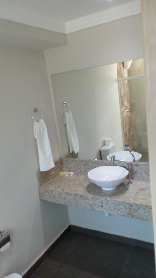Hotel Iguassu Inn Фос ду Игуасу Екстериор снимка